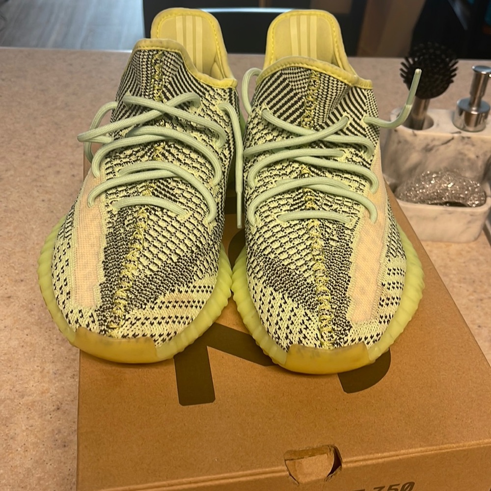 Yeezy 350 boost
